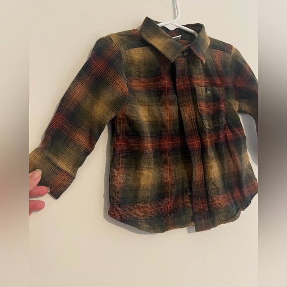 Old Navy - Cozy Long-Sleeve Plaid Pocket
Shirt for Toddler Boys -  18-24 months - Picture 7 of 7